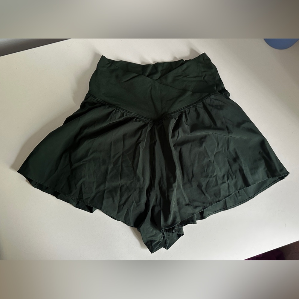 aerie High-Waist Dark Green Flowy Athletic Shorts
